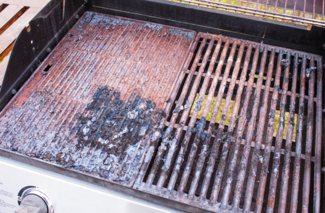 Astuces pour nettoyer votre grille de Barbecue